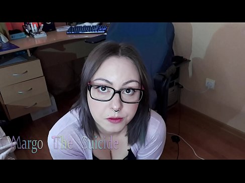 ❤️ Σέξι κορίτσι με γυαλιά πιπιλίζει Dildo βαθιά στην κάμερα ️❌ στο el.watchhentai.ru ❤