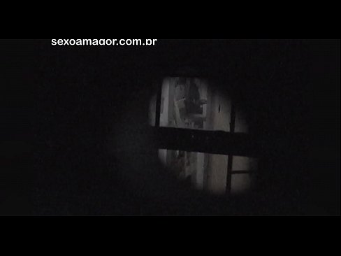 ❤️ Ξανθιά κοπέλα βιντεοσκοπήθηκε κρυφά από ηδονοβλεψία της γειτονιάς κρυμμένο πίσω από κούφια τούβλα ️❌ στο el.watchhentai.ru ❤