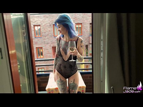 ❤️ Τρομερό κορίτσι ρουφάει και γαμάει παθιασμένα στους ανοιχτούς ουρανούς ️❌  στο el.watchhentai.ru ❤